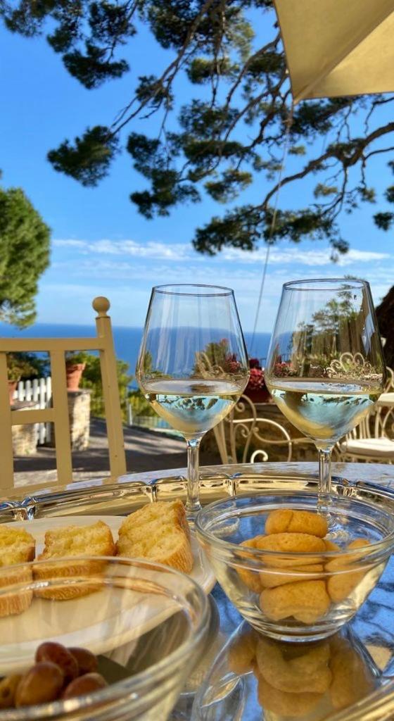 Uliveto Saglietto Agriturismo A Poggi Apartments 因佩里亚 外观 照片