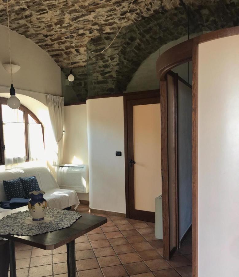 Uliveto Saglietto Agriturismo A Poggi Apartments 因佩里亚 外观 照片